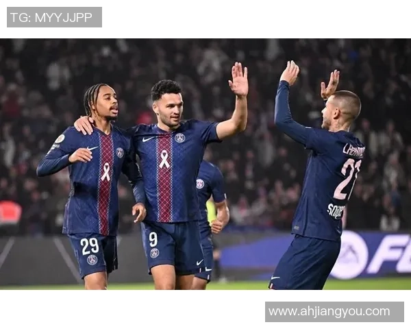 英超激战那不勒斯逆转巴黎圣日耳曼绝杀瞬间震撼全场引发转会热议